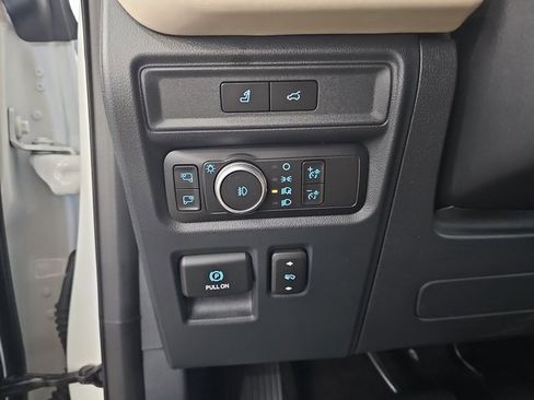 Used 2022 Ford Expedition Max Platinum image 26