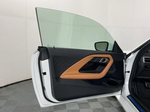 Certified 2025 BMW 230i xDrive Coupe w/ M Sport Package AWD/4WD image 19