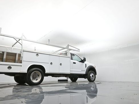 Certified 2021 Ford F450 XL w/ Power Equipment Group image 50