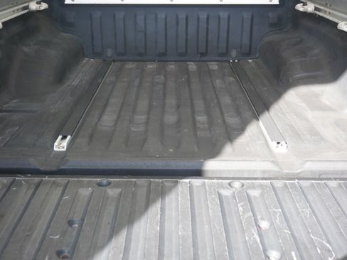 Used 2007 Nissan Frontier LE RWD image 21