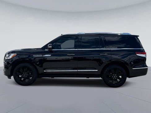 Used 2024 Lincoln Navigator Reserve AWD/4WD image 6