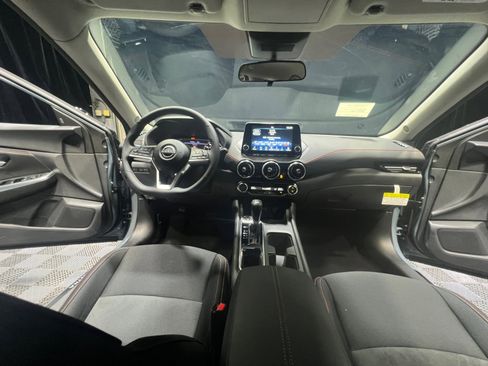 New 2025 Nissan Sentra SR image 20