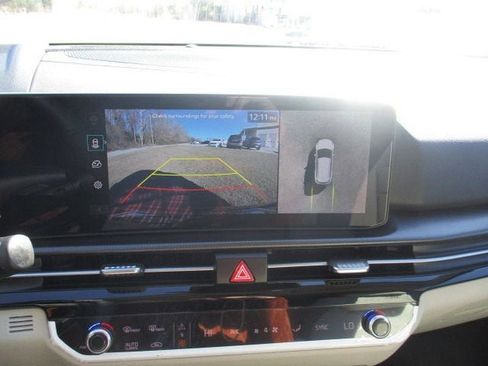 New 2026 Kia Sportage SX image 21