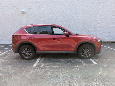 Used 2019 MAZDA CX-5 Touring image 4