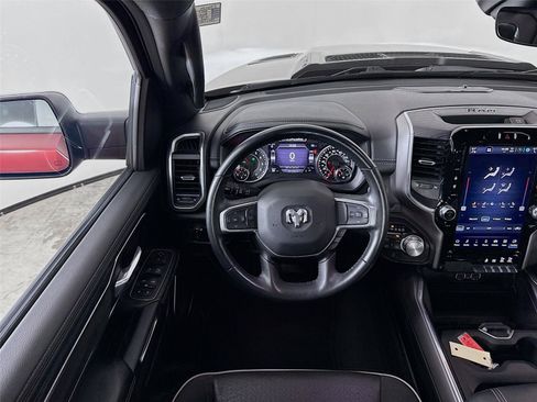 Used 2023 RAM 1500 Laramie AWD/4WD image 2