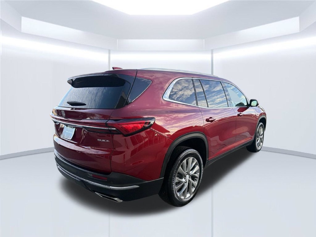Used 2025 Buick Enclave Preferred AWD/4WD image 7