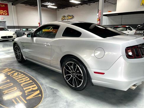 Used 2013 Ford Mustang GT Premium image 15