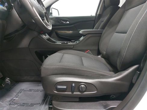 Used 2023 GMC Acadia SLE w/ Driver Convenience Package image 31