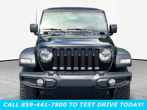 Used 2023 Jeep Wrangler Unlimited Sport AWD/4WD image 2