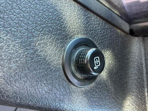 Used 2013 Ford F150 XL w/ Mid Equipment Group RWD image 44