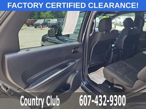 Used 2025 Dodge Durango GT AWD/4WD image 22