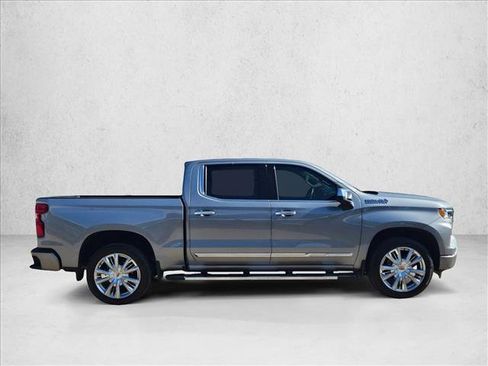 Used 2024 Chevrolet Silverado 1500 High Country w/ High Country Premium Package image 4