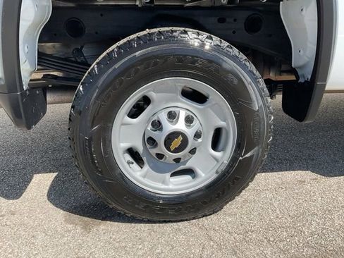 Used 2022 Chevrolet Silverado 2500 W/T w/ WT Convenience Package RWD image 13