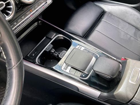 Used 2020 Mercedes-Benz GLB 250 GLB 250 image 15