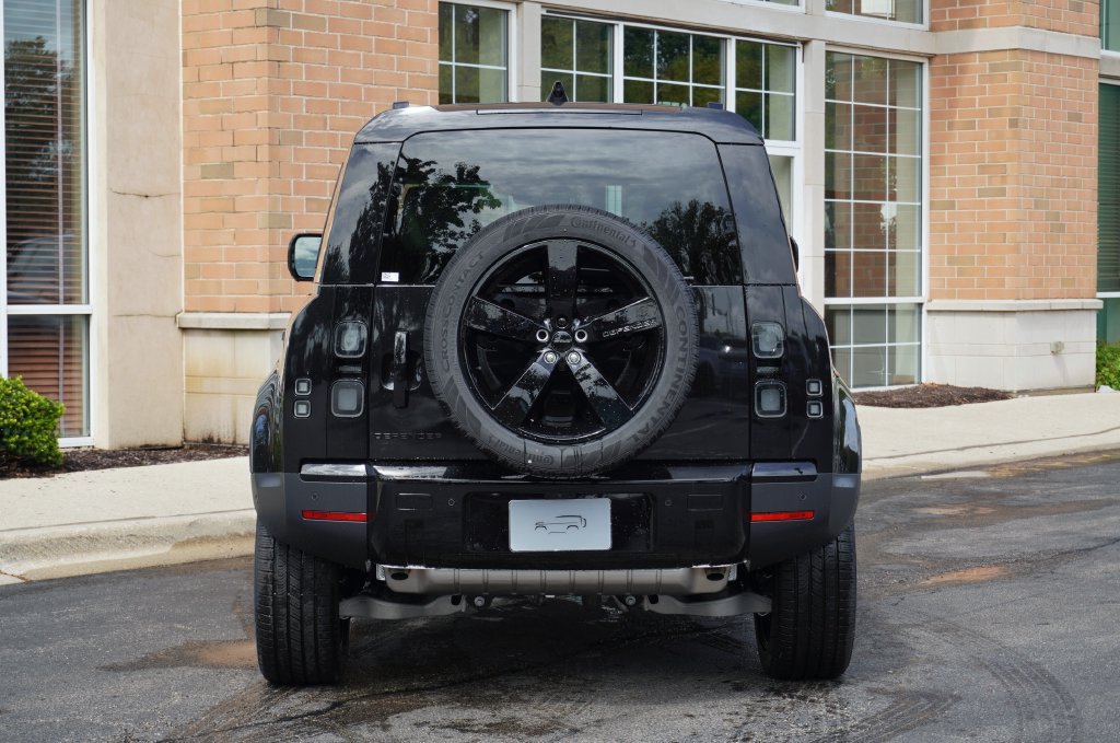New 2026 Land Rover Defender 110 S AWD/4WD image 5