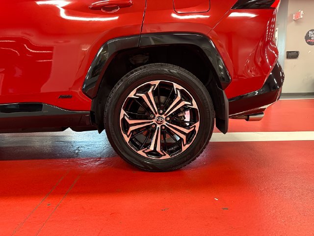 Certified 2024 Toyota RAV4 XSE w/ Premium Package AWD/4WD image 29