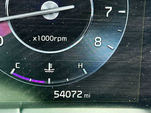 Used 2024 Kia Telluride SX FWD image 12