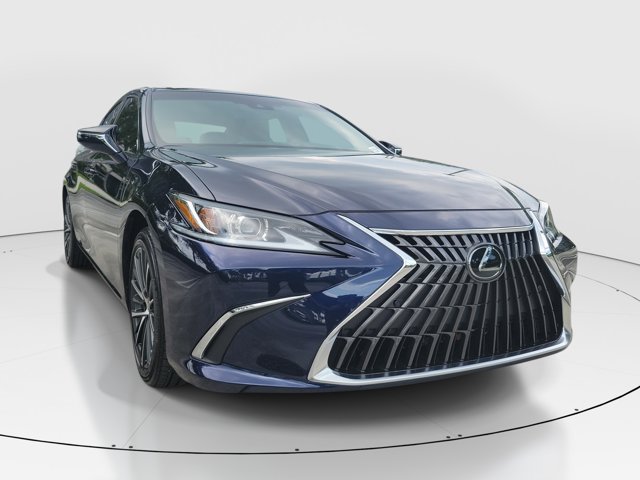 Used 2024 Lexus ES 350 w/ Premium Package FWD image 2