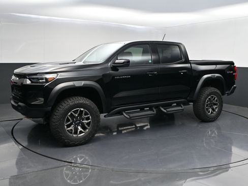 New 2026 Chevrolet Colorado ZR2 AWD/4WD image 4