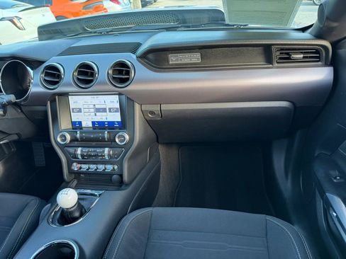 Used 2015 Ford Mustang GT RWD image 26
