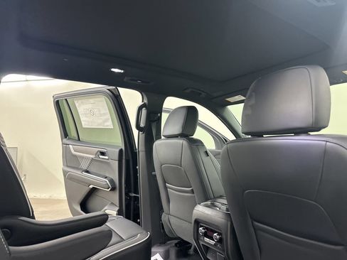 New 2026 GMC Acadia Denali w/ Super Cruise Package AWD/4WD image 22