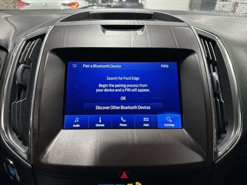 Used 2020 Ford Edge ST image 29