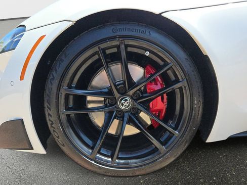Used 2020 Toyota Supra Launch Edition w/ Driver Assist Package RWD image 34