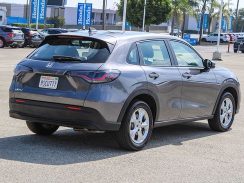 Used 2025 Honda HR-V LX image 7