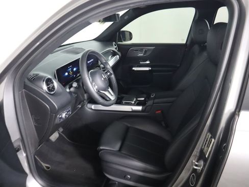 Certified 2021 Mercedes-Benz GLB 250 GLB 250 image 19