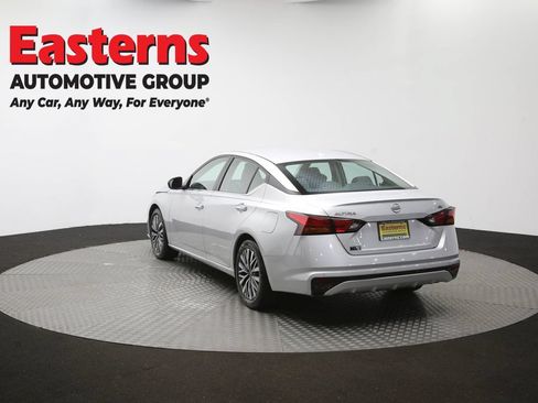Used 2024 Nissan Altima 2.5 SV FWD image 65