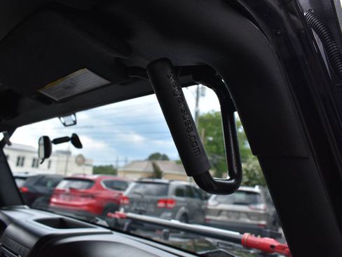 Used 2017 Jeep Wrangler Sport w/ Quick Order Package 23S AWD/4WD image 20