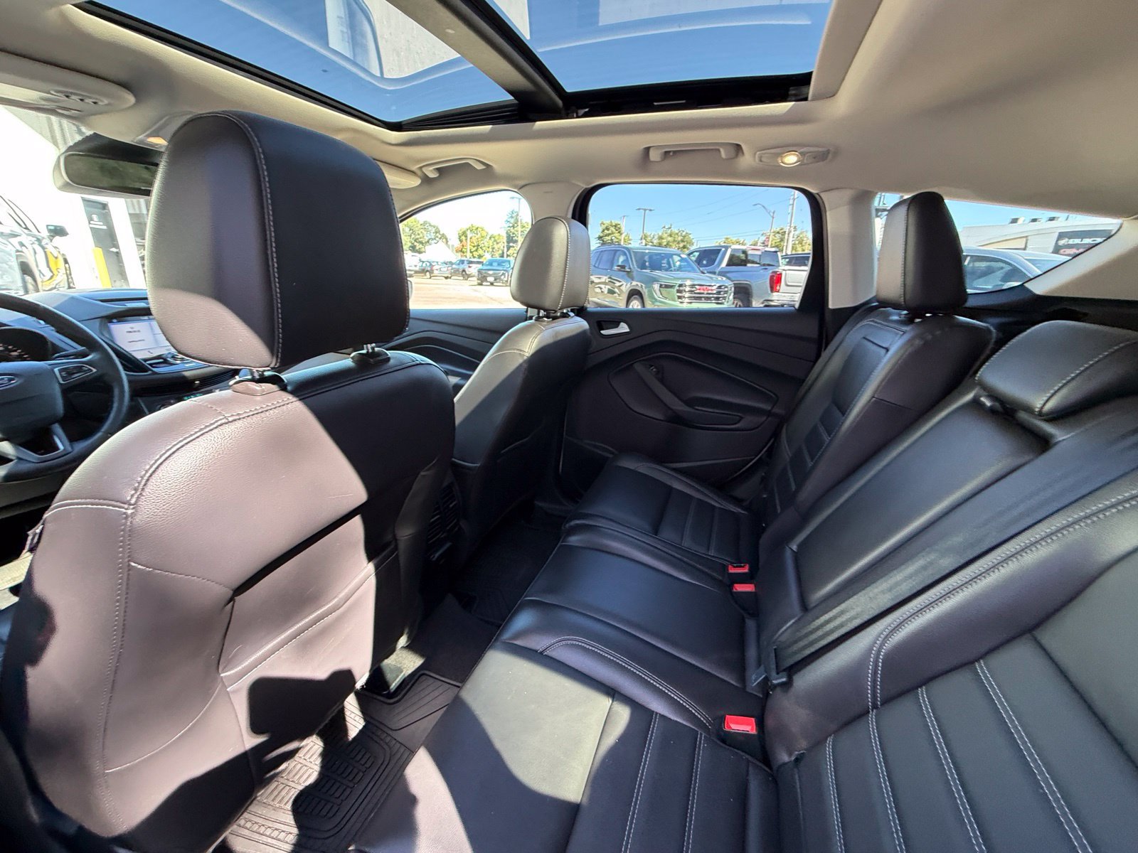 Used 2017 Ford Escape Titanium w/ Equipment Group 301A FWD image 31
