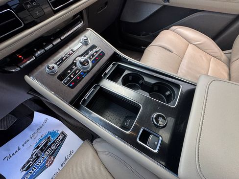 Used 2022 Lincoln Aviator Reserve w/ Equipment Group 201A AWD/4WD image 41