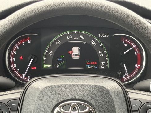Used 2025 Toyota RAV4 LE FWD image 16