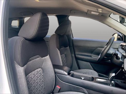 Certified 2026 Nissan Kicks SV FWD image 9