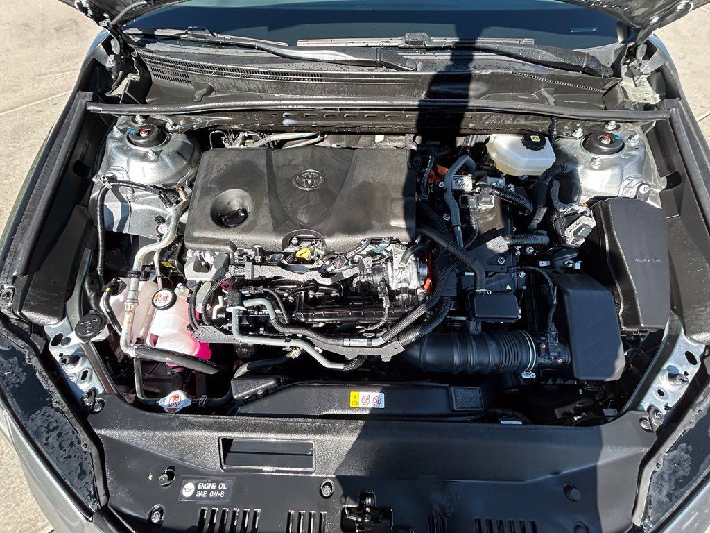 Used 2025 Toyota Camry SE AWD/4WD image 33
