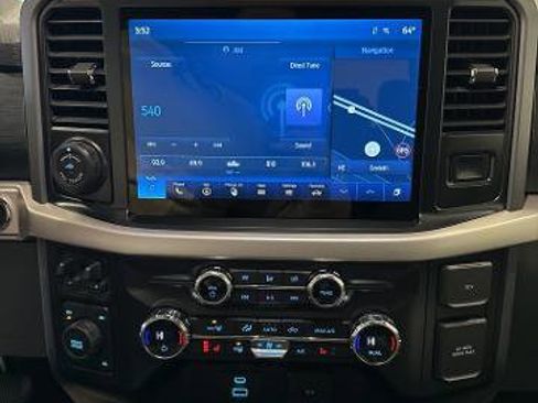 Certified 2021 Ford F150 XLT w/ Equipment Group 302A High image 18