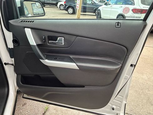 Used 2013 Ford Edge SEL AWD/4WD image 16