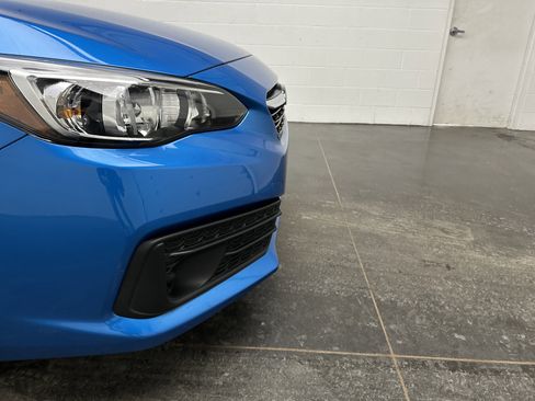 Used 2023 Subaru Impreza 2.0i image 2