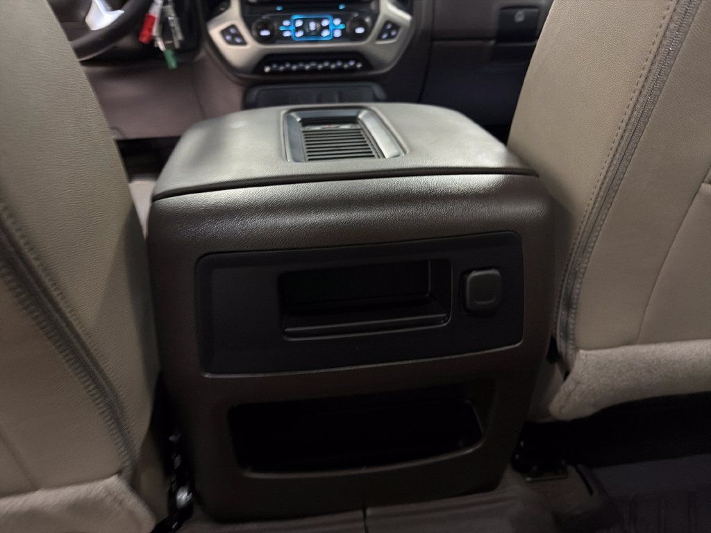 Used 2018 GMC Sierra 2500 SLT w/ Duramax Plus Package AWD/4WD image 14