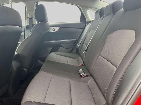Used 2022 Kia Forte LXS FWD image 10