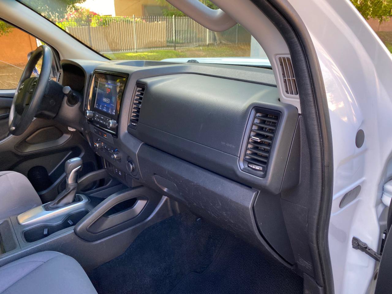 Used 2024 Nissan Frontier S RWD image 43