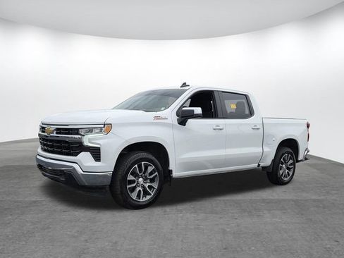 Used 2025 Chevrolet Silverado 1500 LT w/ Z71 Off-Road Package image 7