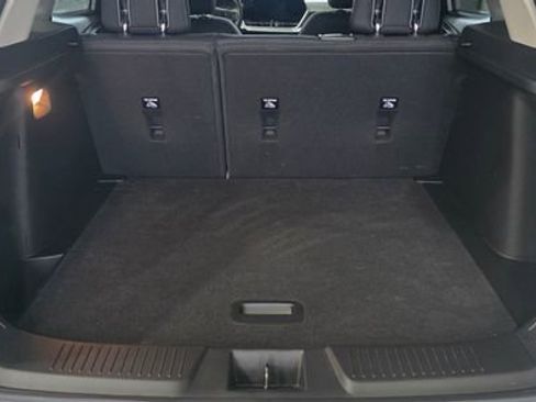 Used 2024 Chevrolet Trax LS w/ LS Convenience Package image 6