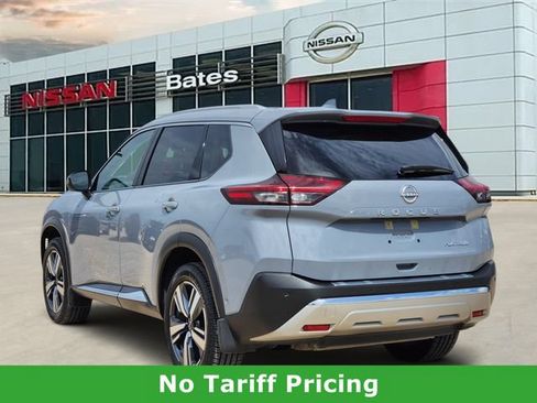 Used 2023 Nissan Rogue Platinum w/ Platinum Premium Package FWD image 5