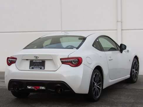 Certified 2017 Toyota 86 image 6