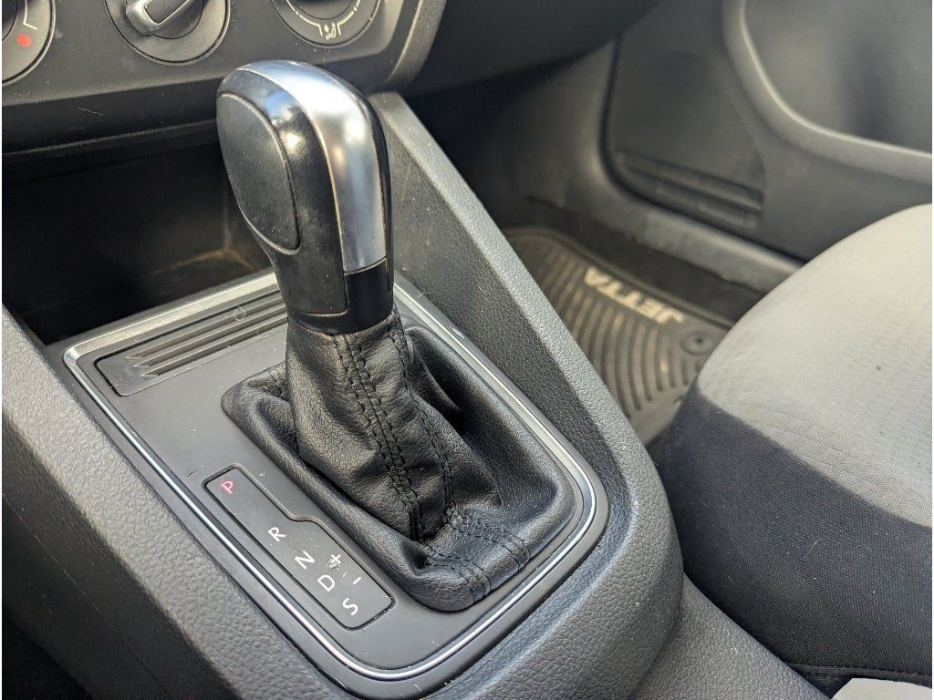 Used 2017 Volkswagen Jetta S FWD image 21