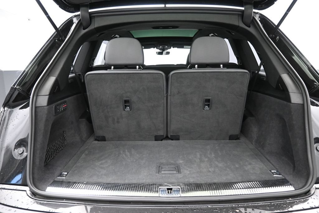 Used 2022 Audi SQ7 Prestige w/ Prestige Package AWD/4WD image 27