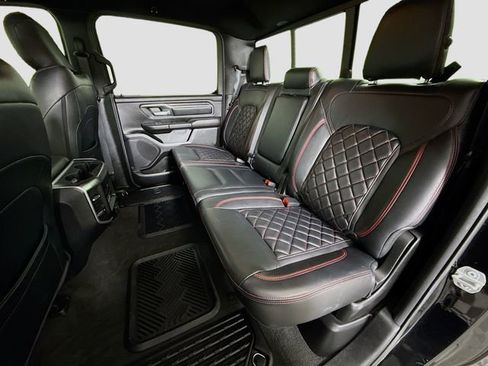 Used 2021 RAM 1500 Big Horn image 22