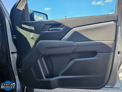 Used 2026 Chevrolet Colorado Z71 w/ Technology Package AWD/4WD image 30